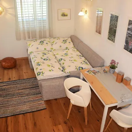Zimat Apartment